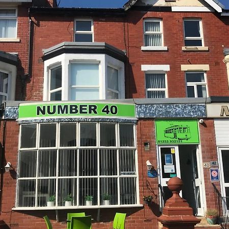 Number 40 - No Multiple Room Bookings Blackpool Exterior photo