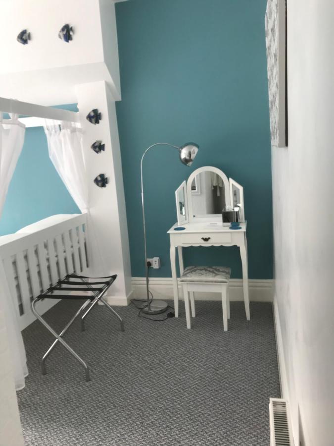 Number 40 - No Multiple Room Bookings Blackpool Exterior photo