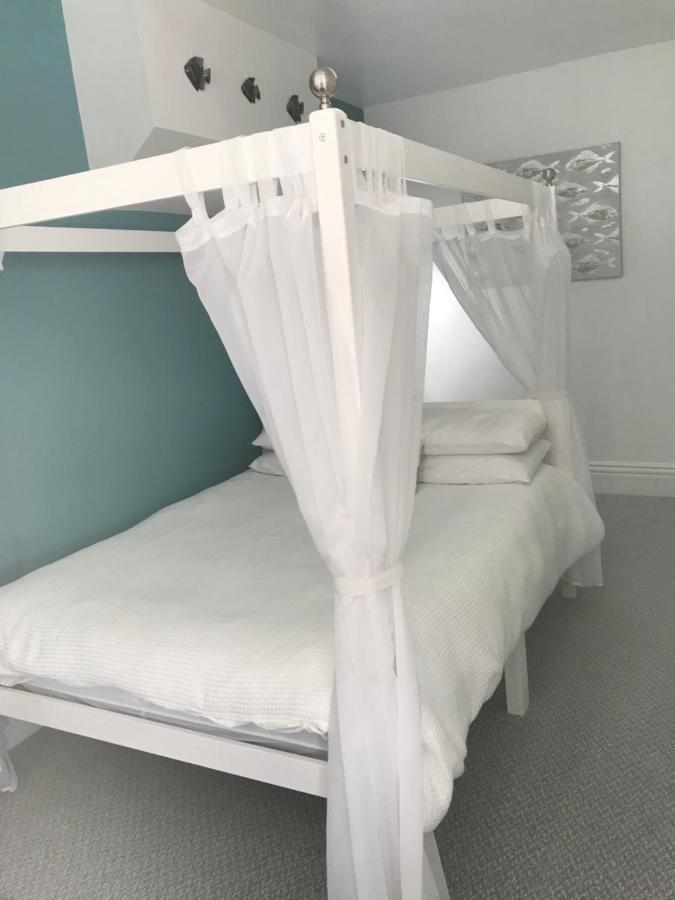Number 40 - No Multiple Room Bookings Blackpool Exterior photo